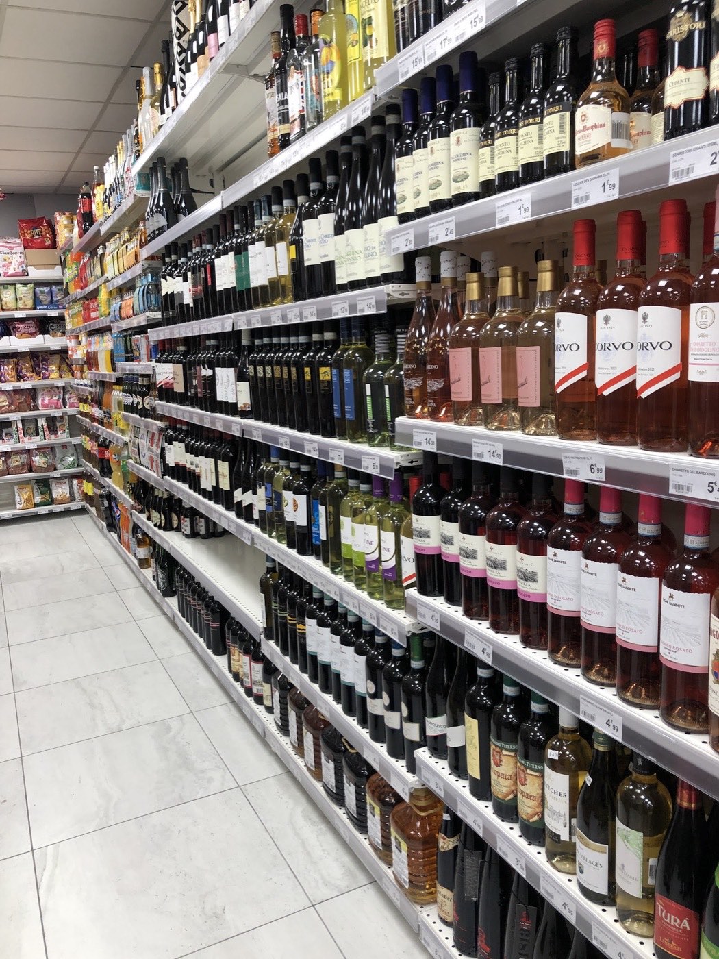 Cave de vins italiens : chianti, corvo, rosato — Spesa Italia Nice Le Port